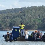 La OPP 95 impulsa la sostenibilidad de la ría de Noia con siembra de almeja